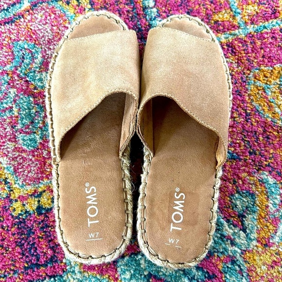 NWOT Toms | Women’s Tan Suede Clarita Open Toe Slip-On Espadrille Flats Mules, 7 - Picture 9 of 16